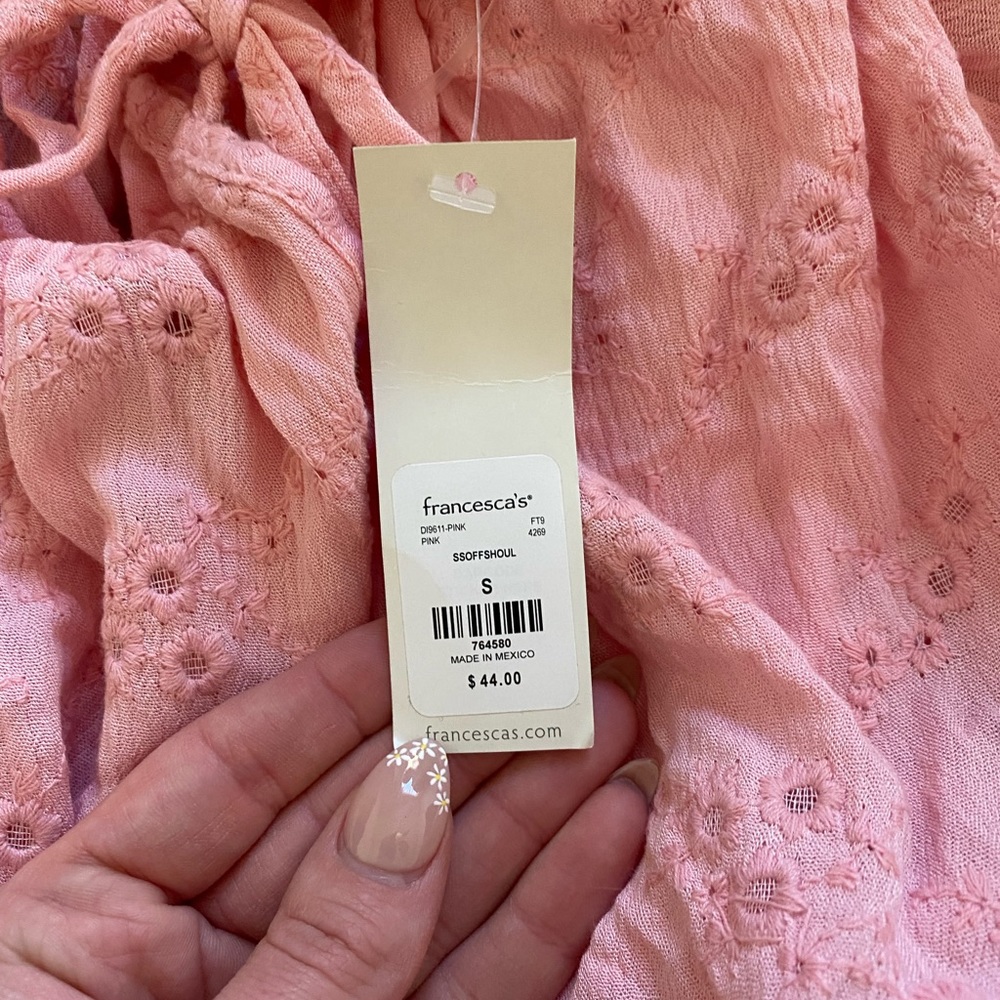Francesca’s Off The Shoulder Lace Crop Top - Picture 6 of 7